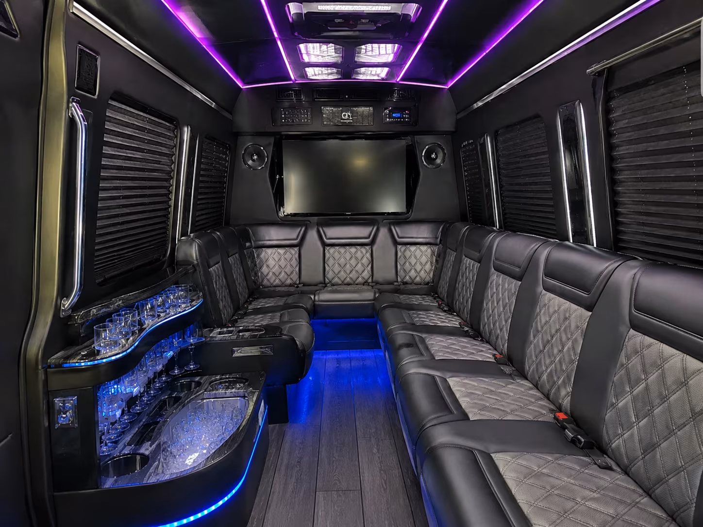 airport transfer buses for whittier corporate travelers