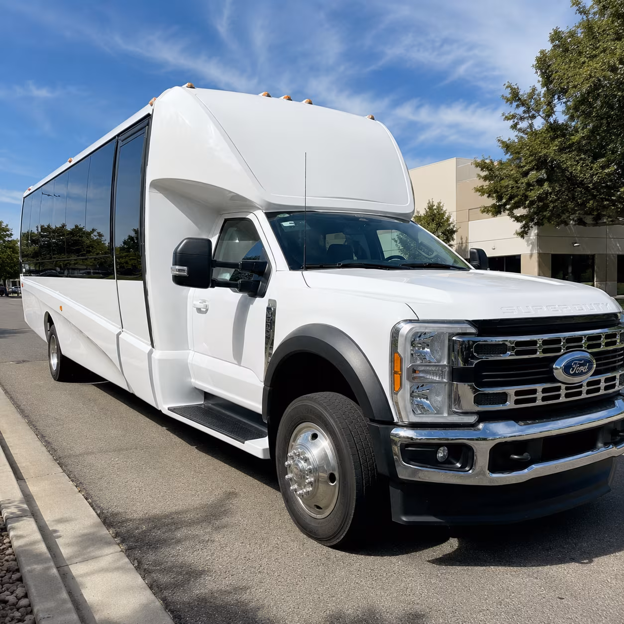 bus rentals for corporate sporting events and company outings near whittier