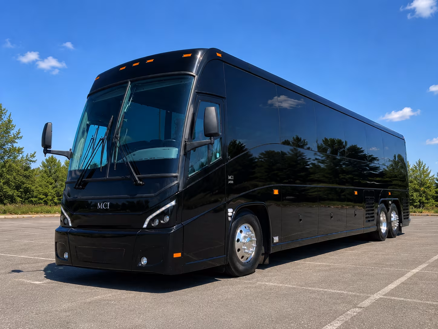 charter bus rentals for federal agencies and court transfers in the whittier area