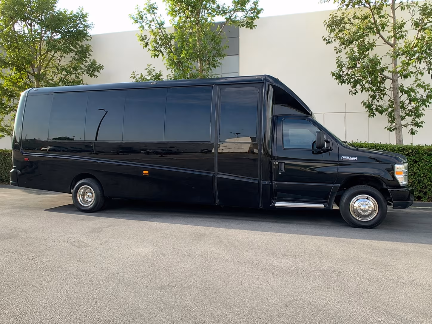 find the perfect transportation for your next concert 4
